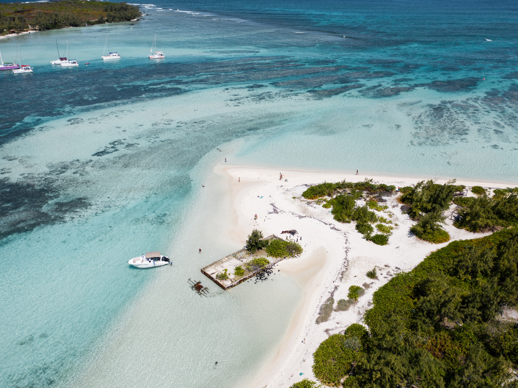 L’île flottante курорт