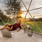 nuits-insolites-dormez-dans-une-bulle-sous-les-etoiles-en-scandinavie