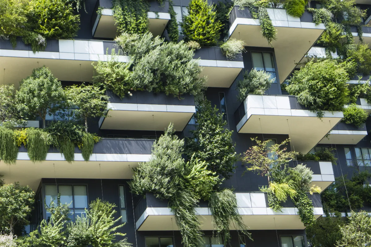 Découverte incroyable : Ces jardins suspendus modernes où l&rsquo;architecture défie la nature !