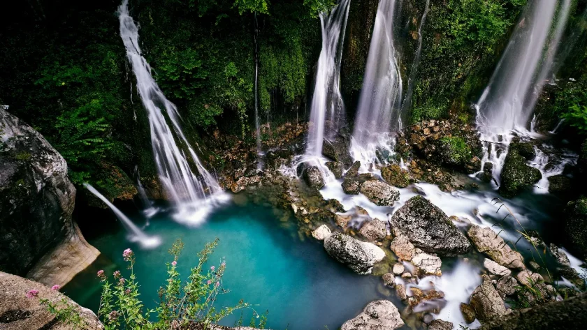 les-5-cascades-francaises-les-plus-spectaculaires-a-visiter