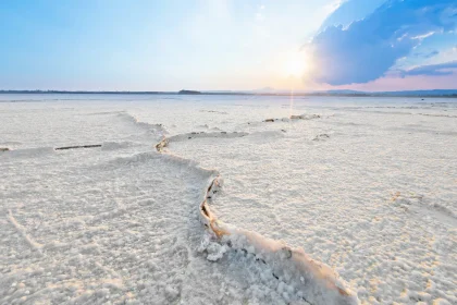 les-deserts-de-sel-du-monde-des-paysages-dun-autre-monde-a-portee-de-main