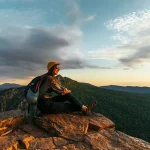 nouvelle-vague-les-dernieres-tendances-de-voyage-en-2024