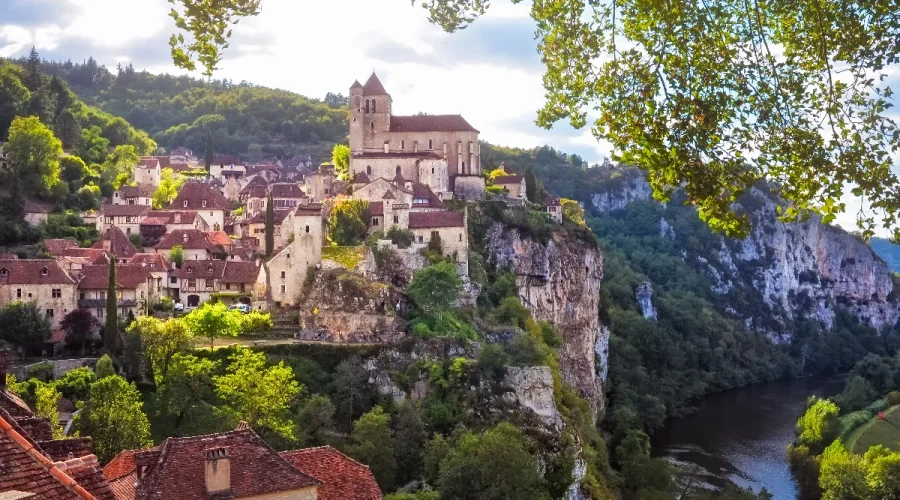 pepites-cachees-ces-3-villages-pittoresques-vont-voler-votre-coeur