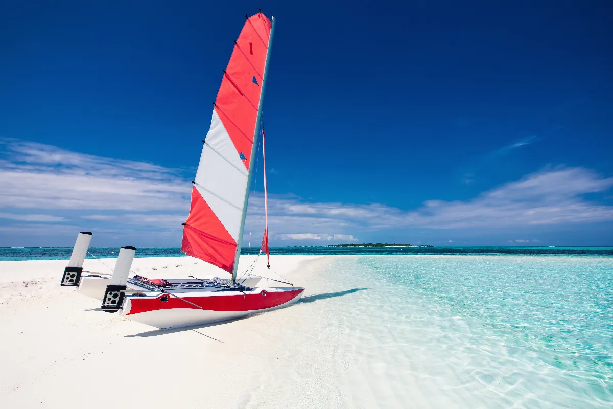 vacances-en-mer-les-meilleures-destinations-pour-la-voile-et-le-yachting