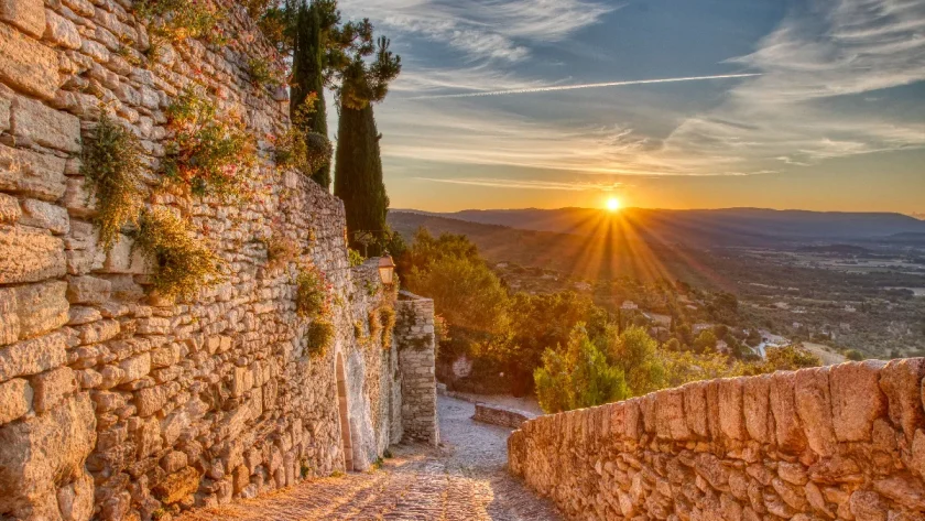 6-villages-secrets-de-provence-que-vous-devez-absolument-decouvrir