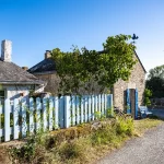 a-voir-absolument-le-village-du-morbihan-une-perle-bretonne-incontournable
