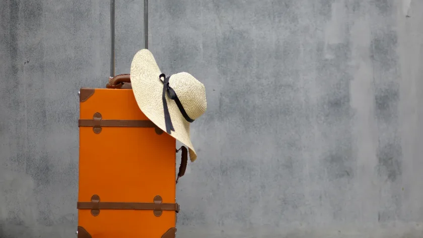 dans-la-valise-dun-pro-de-levasion-decouvrez-les-essentiels-du-journaliste-voyageur