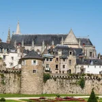 decouverte-urgente-un-village-breton-meconnu-qui-merite-le-detour