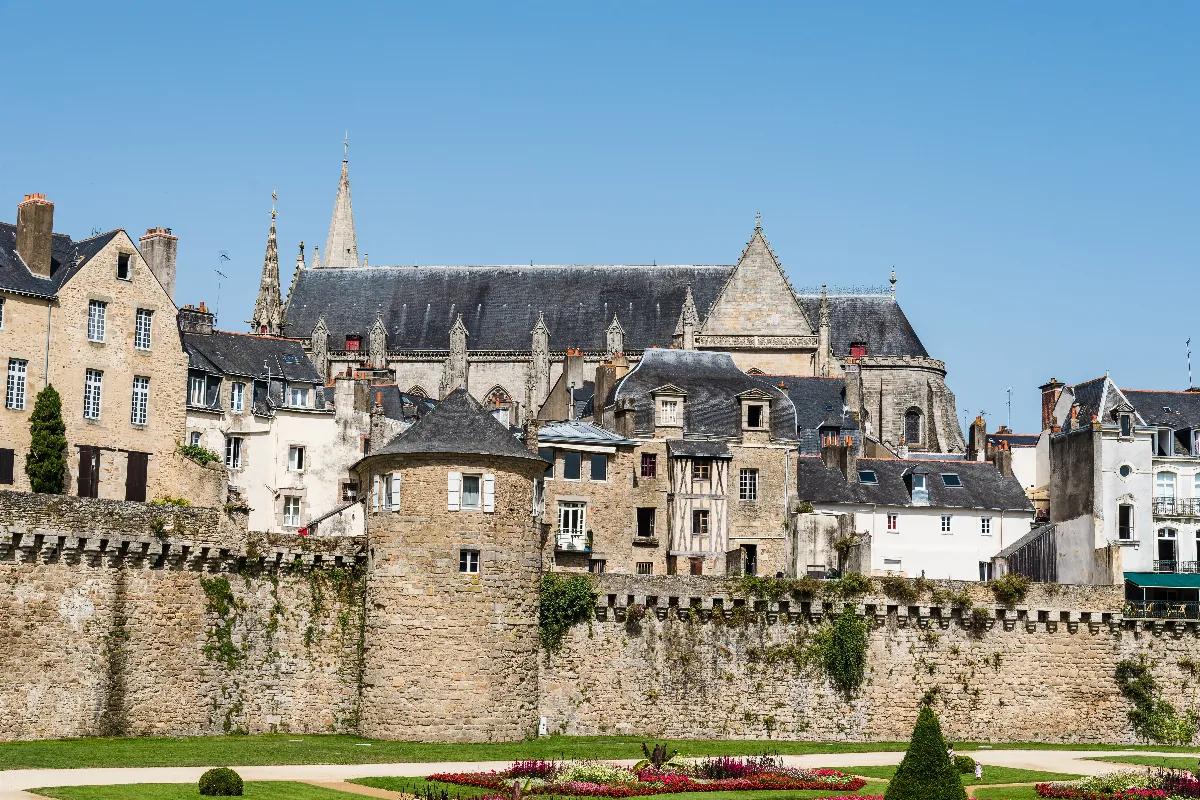 Découverte urgente : un village breton méconnu qui mérite le détour
