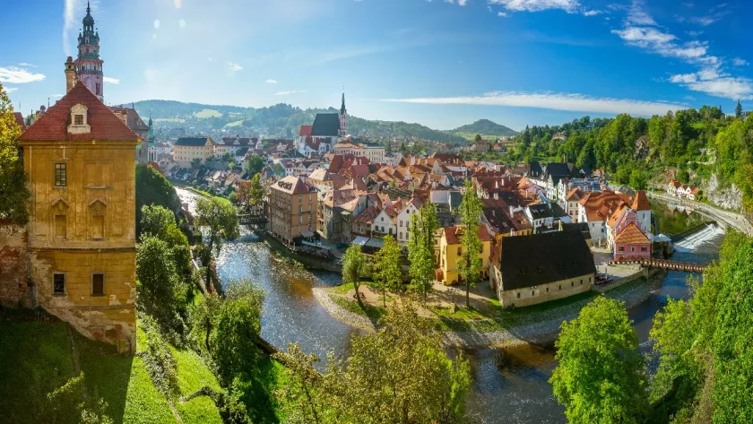 decouvrez-comment-ces-petites-villes-deurope-volent-la-vedette-aux-capitales