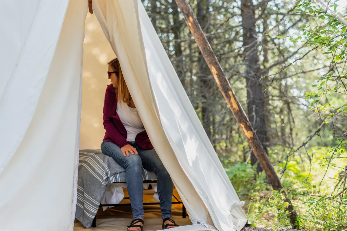 Découvrez pourquoi le camping de luxe est la nouvelle tendance de voyage !