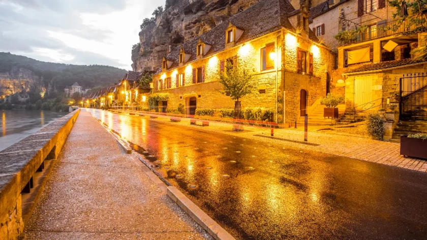 decouvrez-votre-prochaine-destination-estivale-a-petit-prix-un-coin-de-paradis-meconnu-en-france