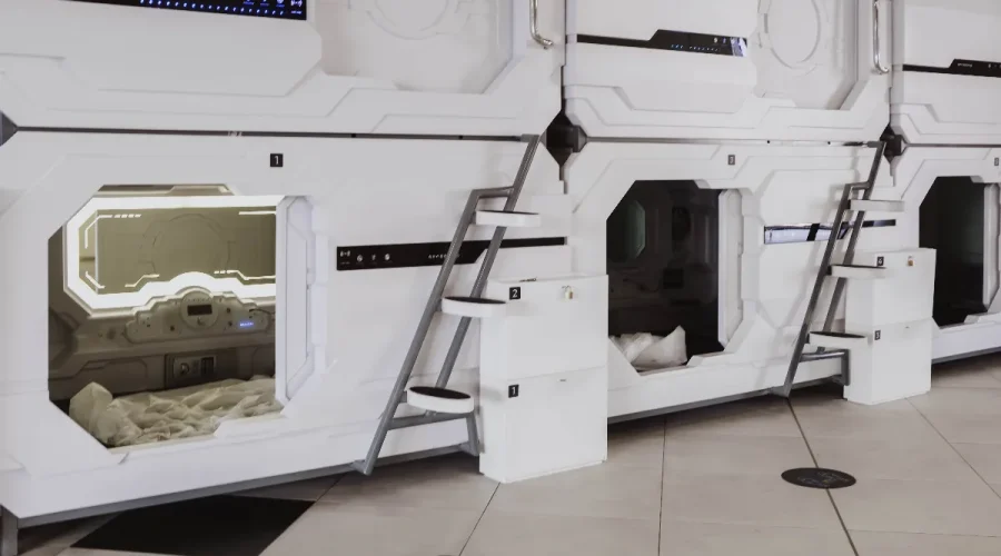 dormez-dans-le-futur-les-hotels-capsule-lexperience-ultime-a-ne-pas-rater