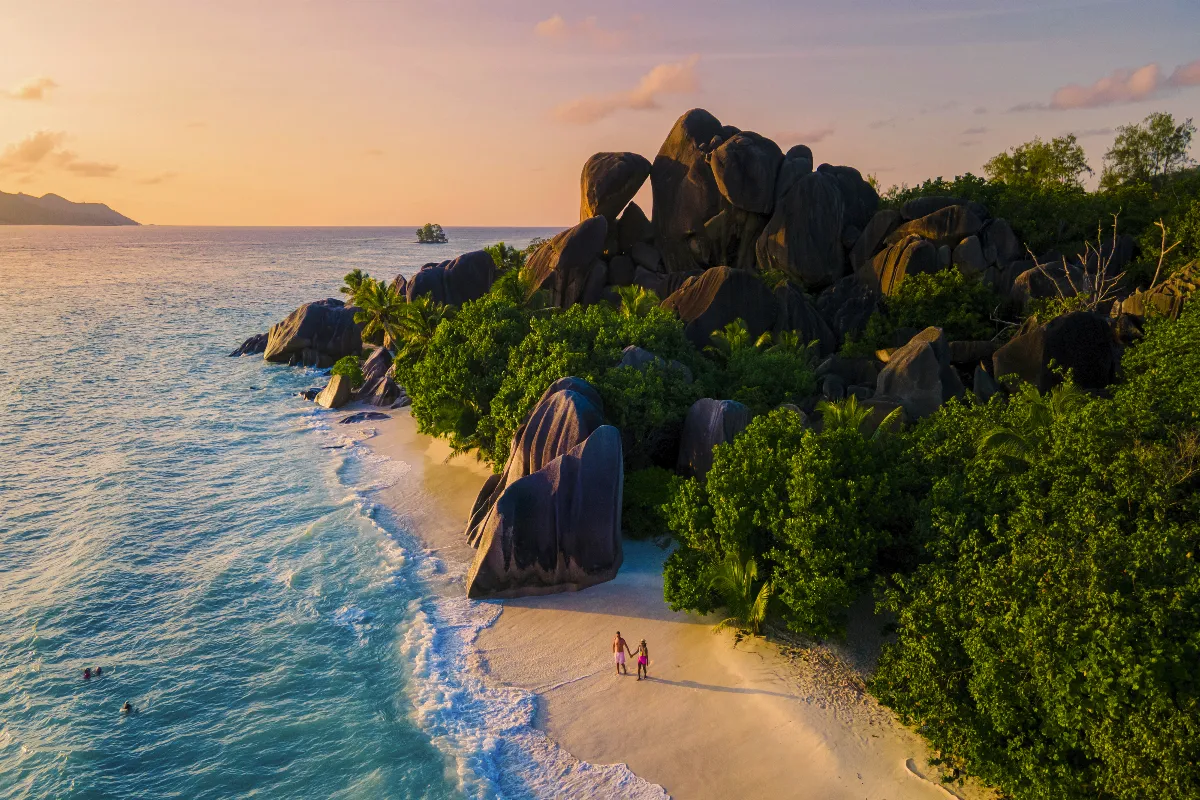 Les 8 plus belles plages secrètes du monde à découvrir avant tout le monde !