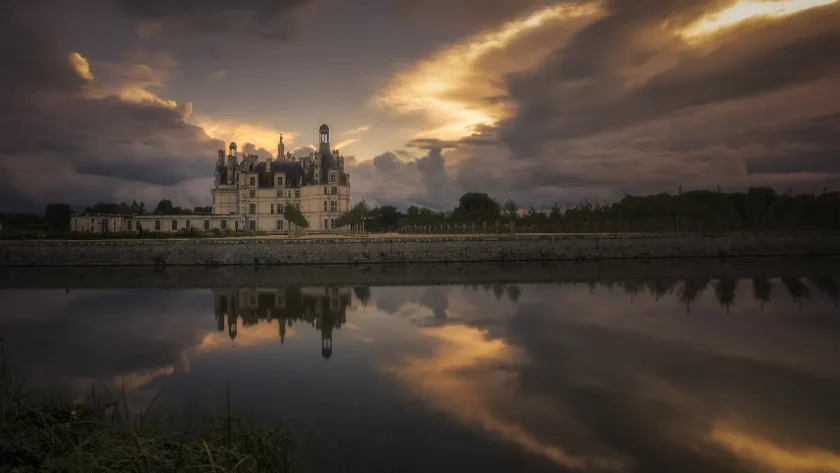 pourquoi-les-chateaux-de-la-loire-fascinent-ils-autant-les-visiteurs