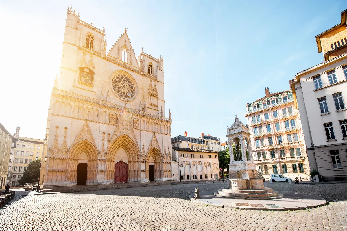 Top 10 des mégapoles françaises en 2024 : préparez-vous à être surpris !