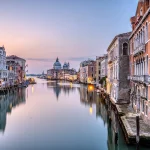 vous-ne-le-saviez-probablement-pas-decouvrez-les-mysteres-fascinants-des-canaux-historiques-deurope