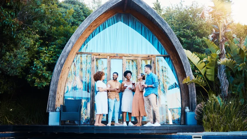 vous-nimaginerez-jamais-ou-passer-la-nuit-cabanes-de-luxe-perchees-pour-un-reve-eveille