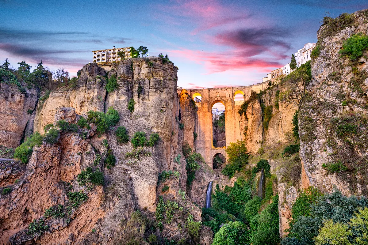 Découvrez 7 villages blancs d&rsquo;Andalousie qui promettent de vous éblouir par leur éclat unique