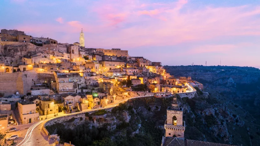 decouvrez-dix-destinations-alternatives-en-france-et-en-europe-pour-eviter-les-foules-touristiques