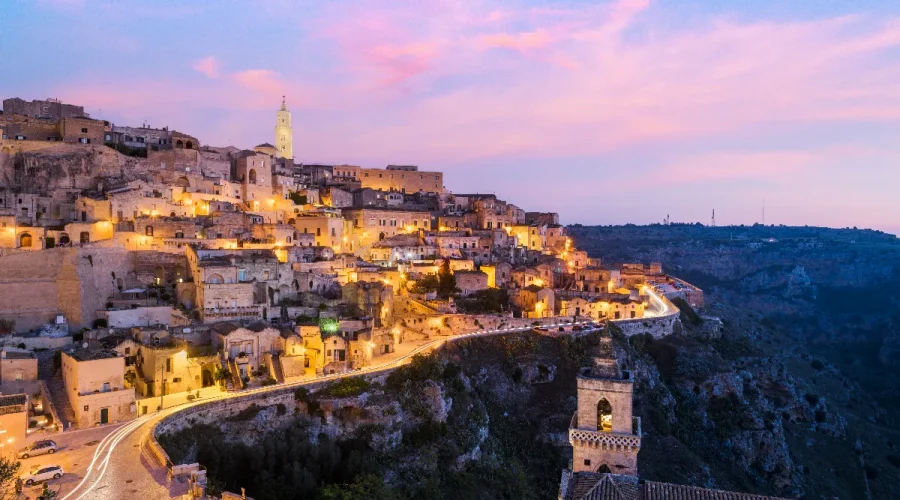 decouvrez-dix-destinations-alternatives-en-france-et-en-europe-pour-eviter-les-foules-touristiques