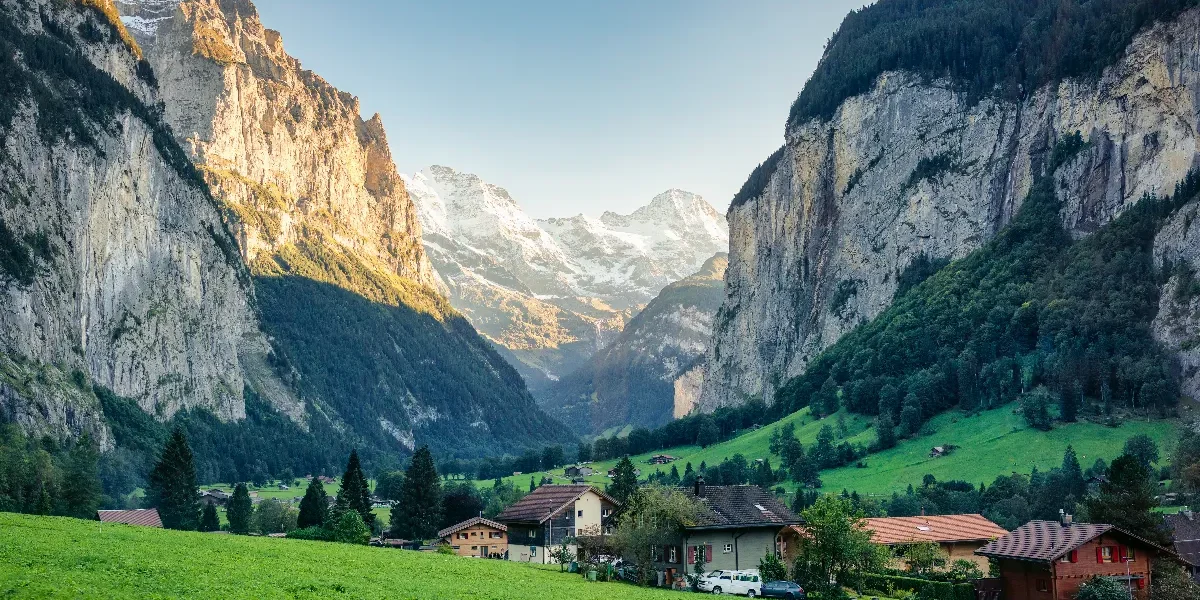 decouvrez-gruyeres-un-joyau-parmi-les-plus-beaux-villages-de-suisse-et-dailleurs
