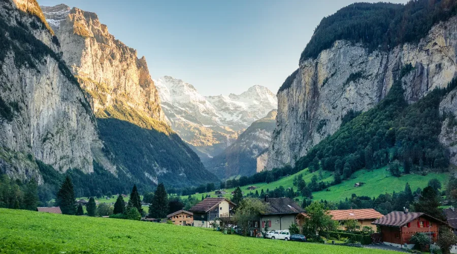 decouvrez-gruyeres-un-joyau-parmi-les-plus-beaux-villages-de-suisse-et-dailleurs
