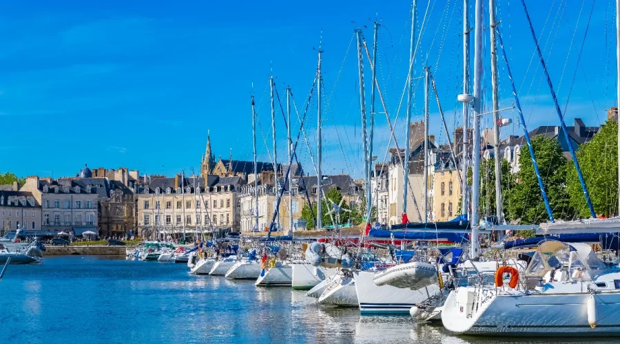 decouvrez-la-douceur-du-golfe-du-morbihan-une-balade-a-velo-de-vannes-a-port-navalo