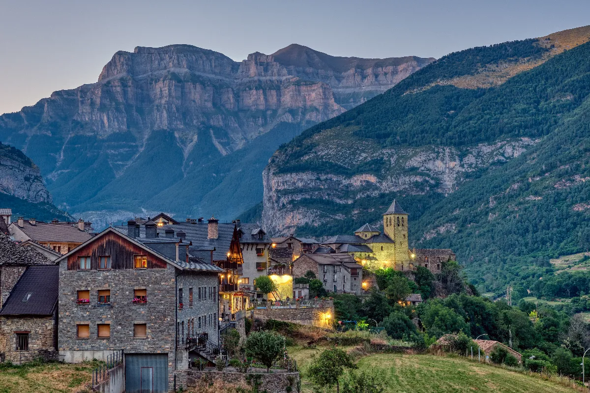 Découvrez le village secret des Pyrénées-Orientales qui vous enchantera