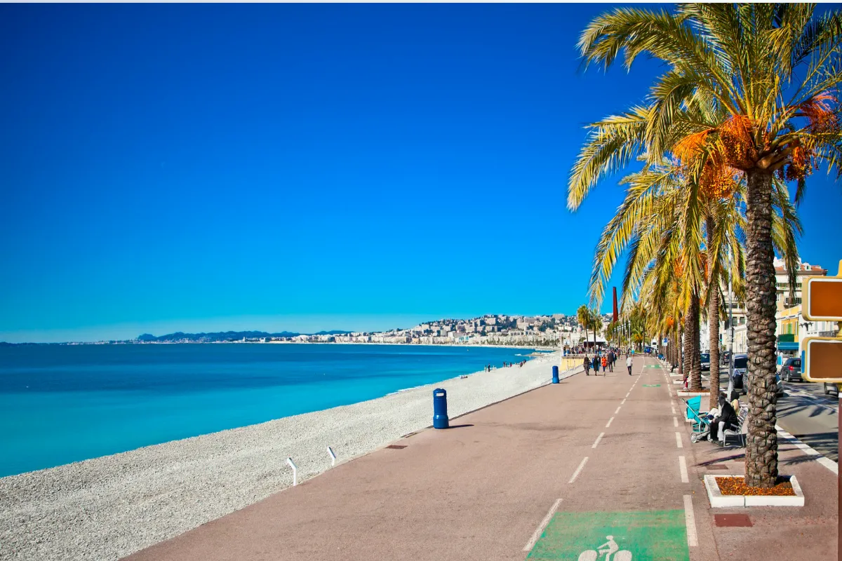 Découvrez pourquoi cette ville française est devenue une des destinations les plus prisées au monde pour l&rsquo;été