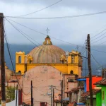 explorez-ce-village-de-provence-alpes-cote-dazur-qui-vous-transportera-directement-au-mexique