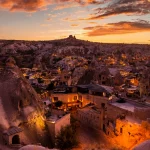 explorez-ce-village-troglodytique-unique-en-son-genre-en-plein-coeur-de-la-loire