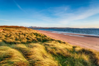 explorez-le-joyau-cache-de-bretagne-une-plage-incontournable-pour-vos-prochaines-vacances