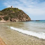 italie-secrete-une-plage-paradisiaque-meconnue-des-touristes-vous-attend-decouvrez-cette-pepite-naturelle