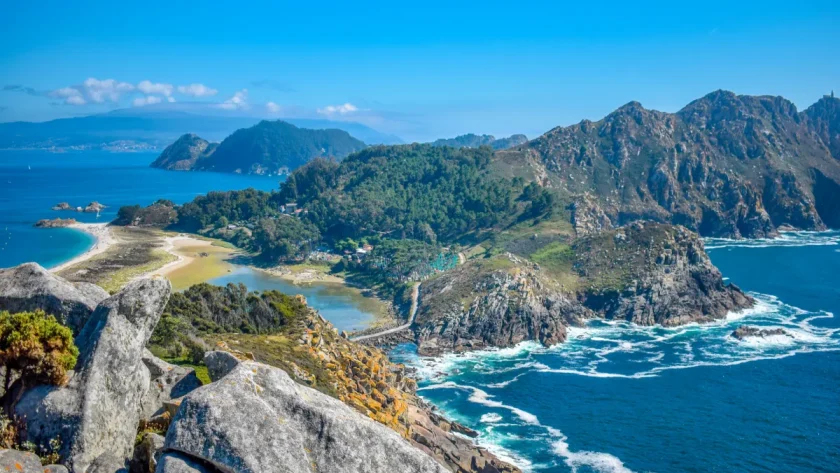 les-inities-le-gardent-pour-eux-decouvrez-cette-region-deurope-meconnue-des-touristes-parfaite-pour-un-sejour-tranquille