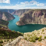 redecouvrez-la-provence-alpes-cote-dazur-deux-destinations-oubliees-parfaites-pour-la-randonnee-et-les-balades-en-famille