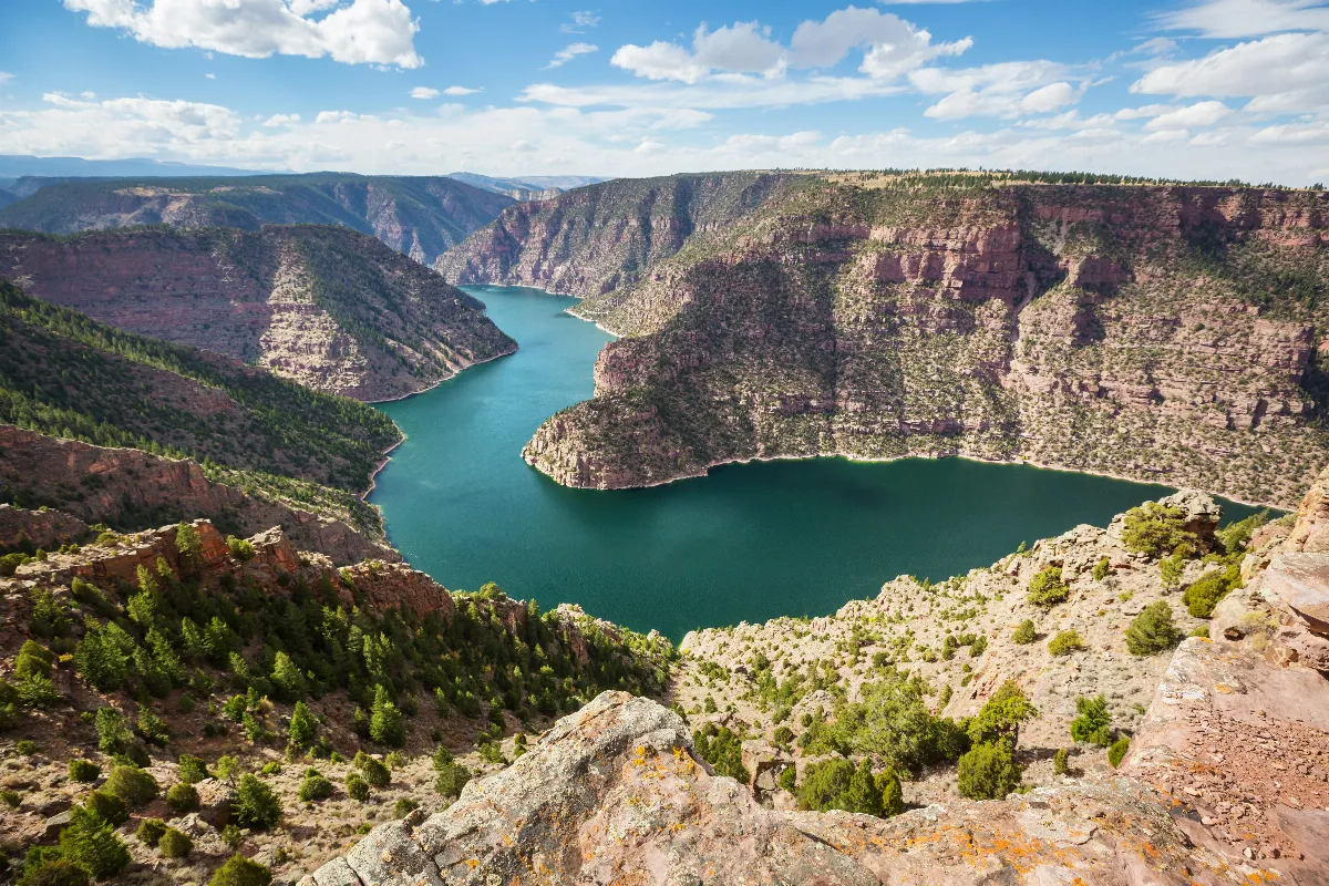 Redécouvrez la Provence-Alpes-Côte d&rsquo;Azur : deux destinations &lsquo;oubliées&rsquo; parfaites pour la randonnée et les balades en famille