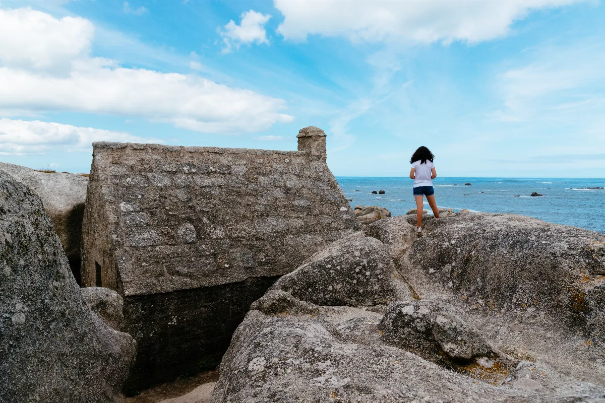 Trésor caché de Bretagne : un village où traditions maritimes et légendes s&rsquo;entremêlent
