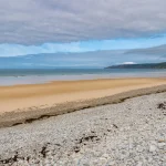 a-2h-de-caen-decouvrez-cette-plage-sauvage-du-cotentin-qui-vous-coupera-le-souffle