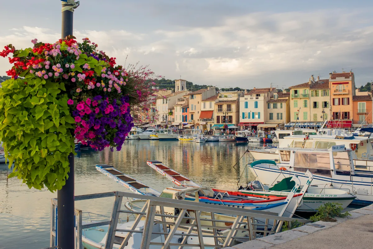 À proximité de Marseille, cette commune est l&rsquo;une des plus belles de Provence-Alpes-Côte d&rsquo;Azur