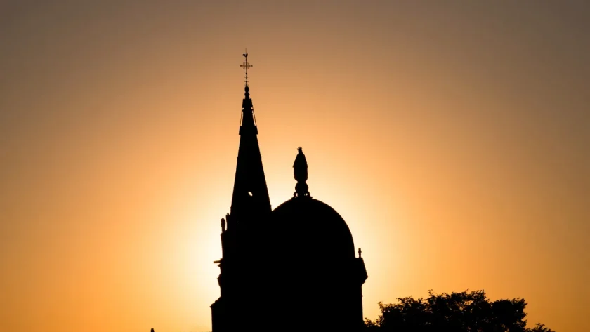 ce-joyau-de-lindre-est-un-incontournable-a-visiter-pour-une-escapade-inoubliable