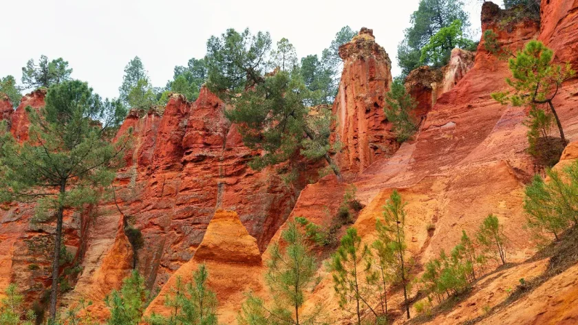 ce-site-naturel-du-sud-de-la-france-ressemble-etonnamment-aux-paysages-americains