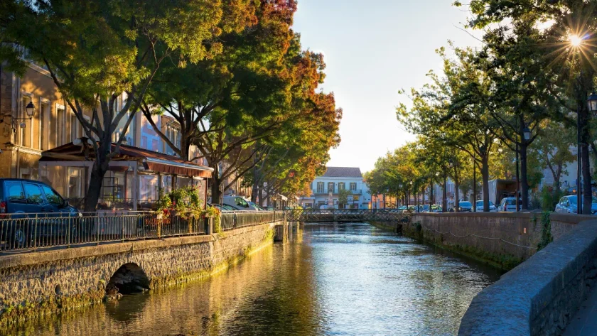 ce-village-de-provence-classe-parmi-les-plus-beaux-villages-de-france-vaut-absolument-le-detour