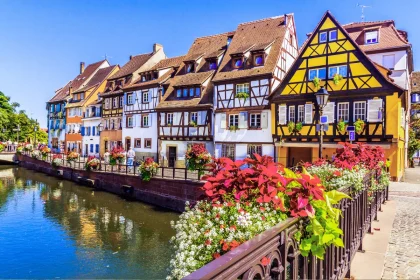 ces-destinations-francaises-rurales-explosent-en-2024-aupres-des-touristes-en-quete-dauthenticite