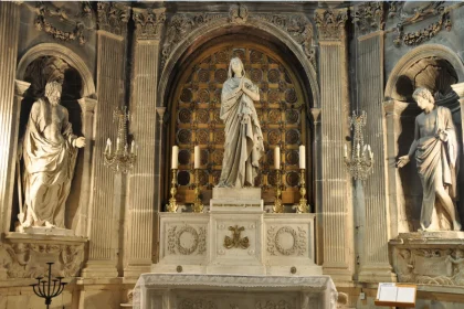 cette-cathedrale-se-classe-parmi-les-plus-belles-de-provence-alpes-cote-dazur-avec-un-charme-irresistible
