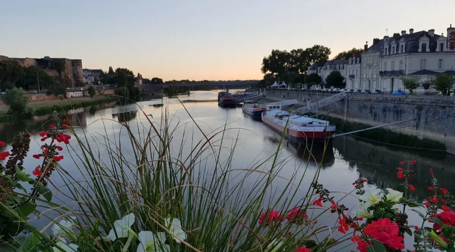 cette-ville-est-reputee-pour-etre-celle-ou-les-francais-seraient-les-plus-heureux-en-2024