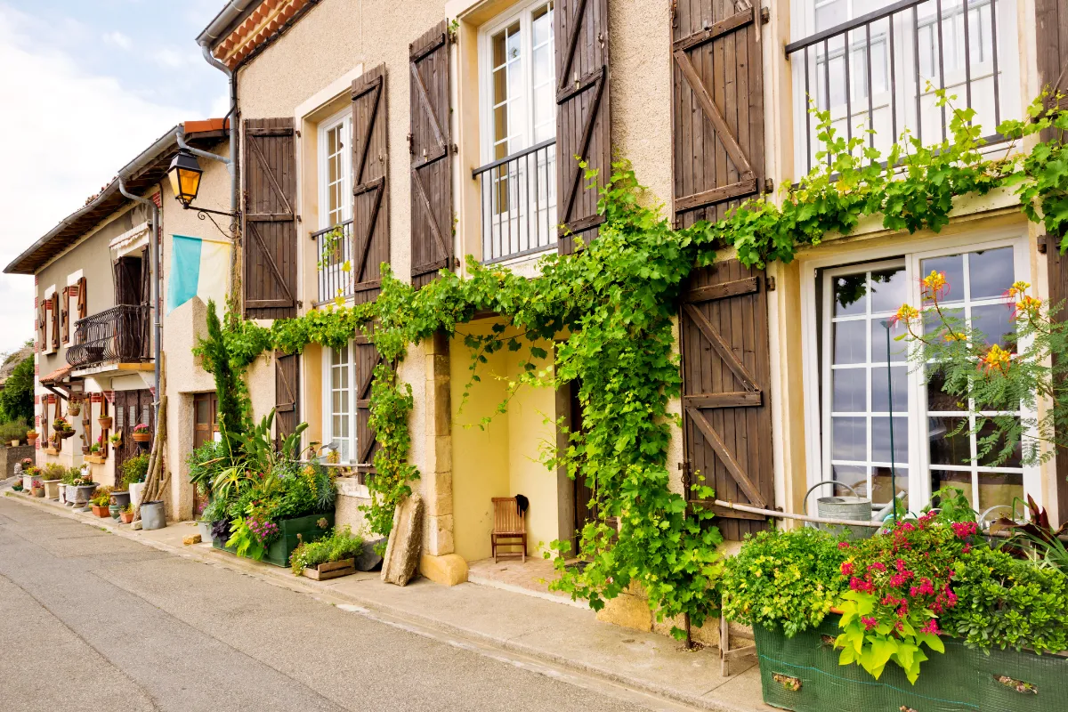 Classé parmi les plus beaux détours de France, ce joyau des Pyrénées Atlantiques vaut le détour