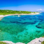 consideree-comme-lune-des-plus-belles-iles-deurope-cette-destination-offre-des-nuits-gratuites-pour-les-moins-de-35-ans