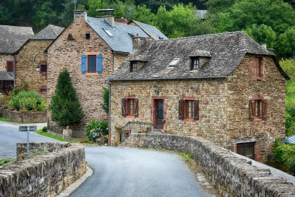 consideree-comme-un-veritable-joyau-decouvrez-cette-ville-incontournable-de-haute-loire