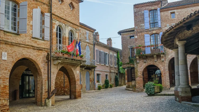 decouvrez-le-plus-beau-village-de-france-classe-4eme-dans-le-coeur-des-francais-et-qui-emerveille-chaque-visiteur